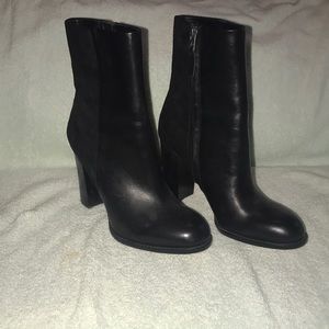 Sam Edelman suede/leather ankle boots.